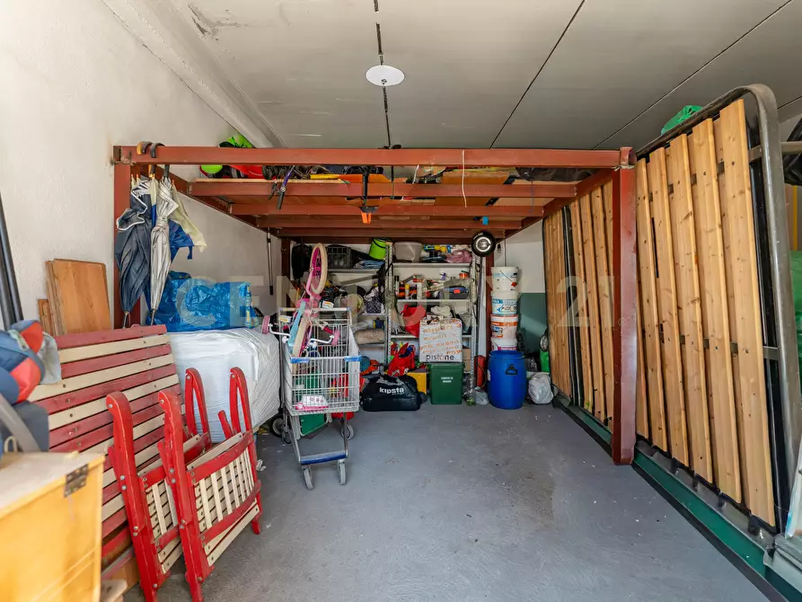 Immagine 51 di Quadrilocale in vendita  in Viale San Teodoro 7 a Catania