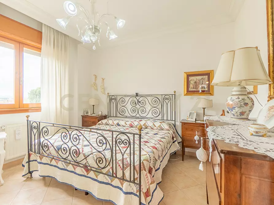 Immagine 27 di Quadrilocale in vendita  in Via Moggio Udinese 28 a Roma