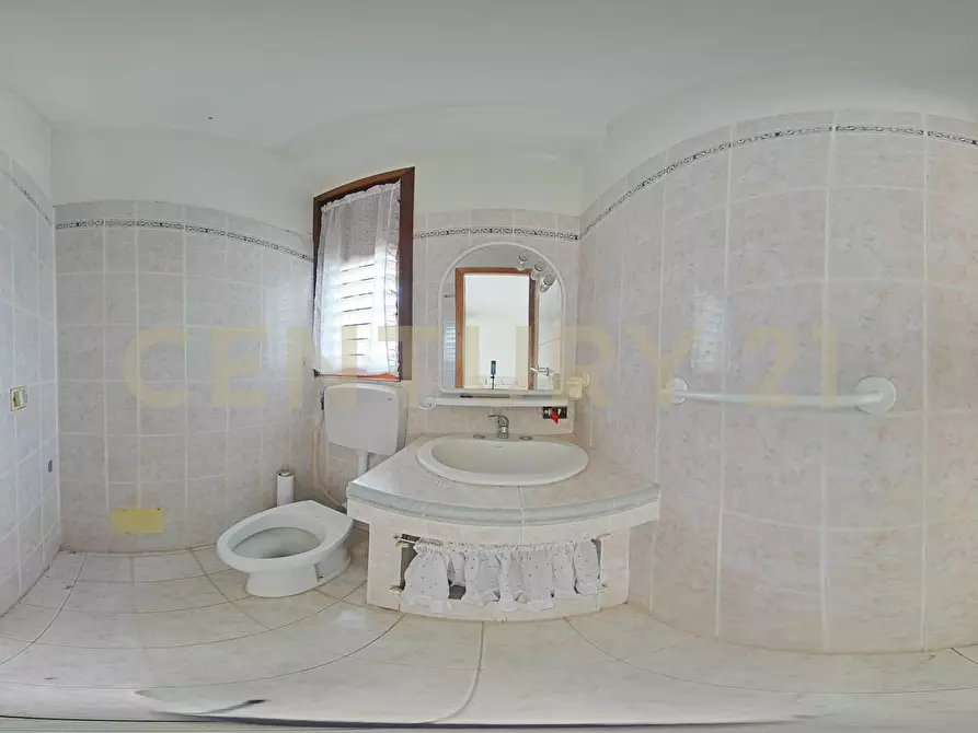 Immagine 59 di Villa in vendita  in Via dei Ciclopi 71 a Aci Catena