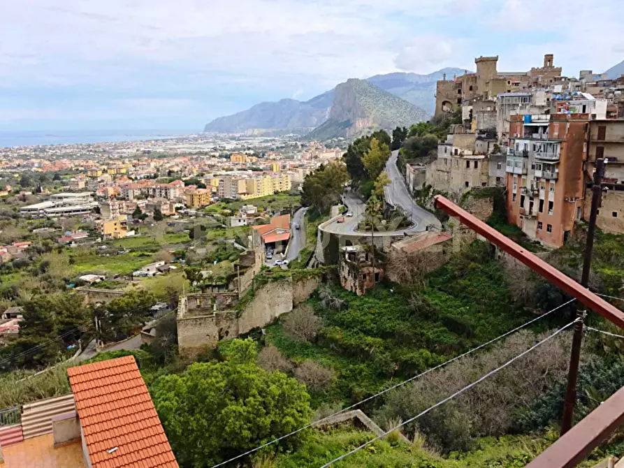 Immagine 40 di Palazzo in vendita  in Via Rione Sofia 6 a Carini