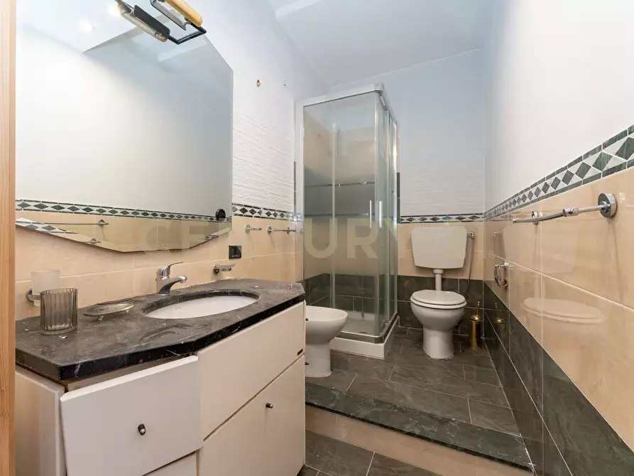 Immagine 35 di Villa in vendita  in Via Ingegnere 130 a Catania