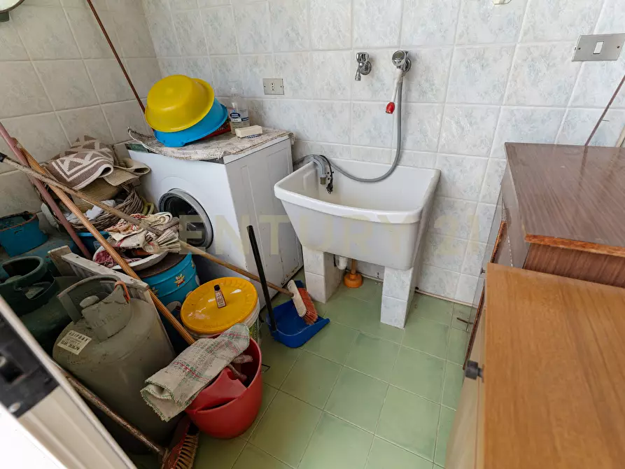 Immagine 29 di Casa bifamiliare in vendita  in Via Benedetto Croce 6 a Pedara