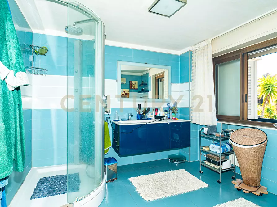 Immagine 34 di Villa in vendita  in Via G. Pezzana 9 a Aci Castello