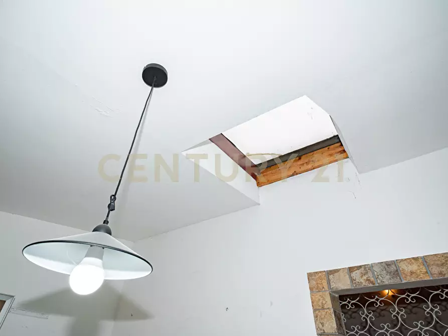 Immagine 22 di Casa indipendente in vendita  in Via Neri 61 a Catania