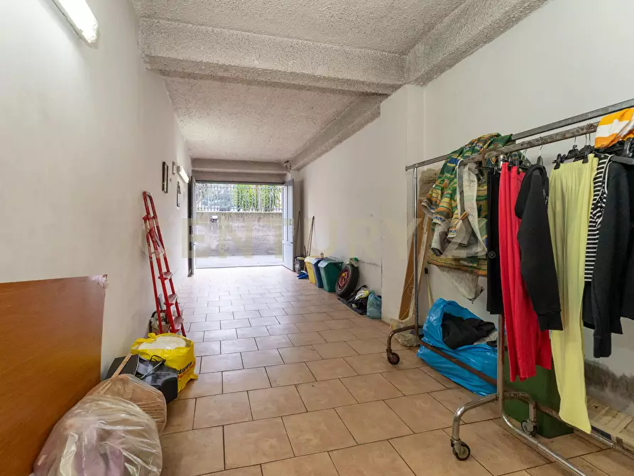 Immagine 37 di Quadrilocale in vendita  in Via Ercole Patti 91 a Pedara