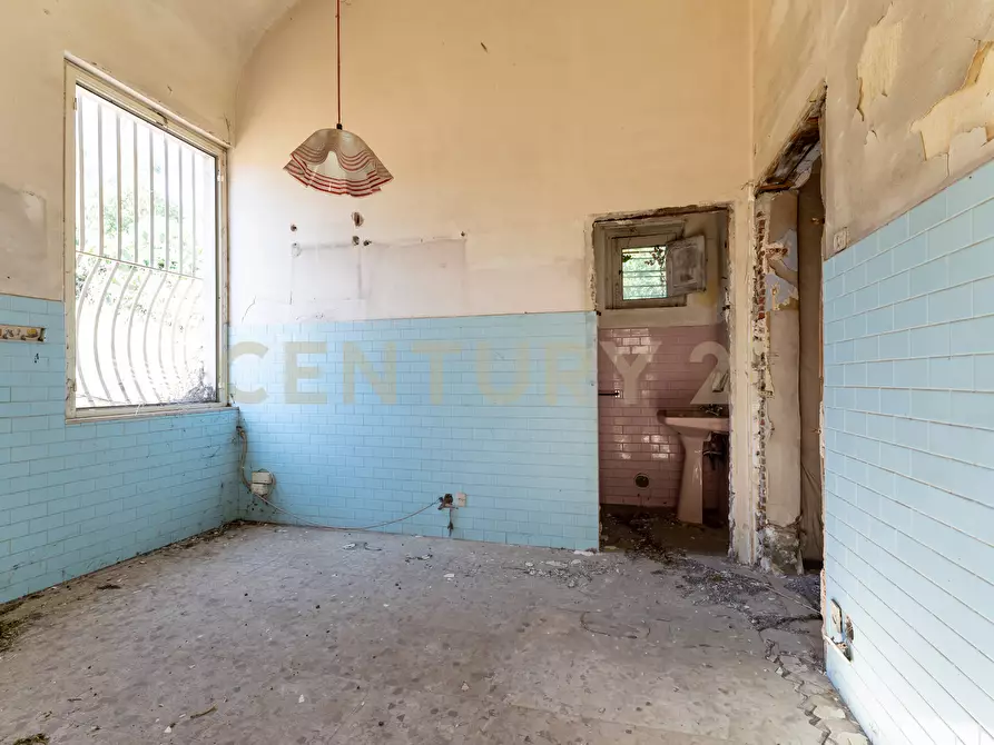 Immagine 29 di Rustico / casale in vendita  in Via Castelnuovo Don Bosco 32 a Acireale