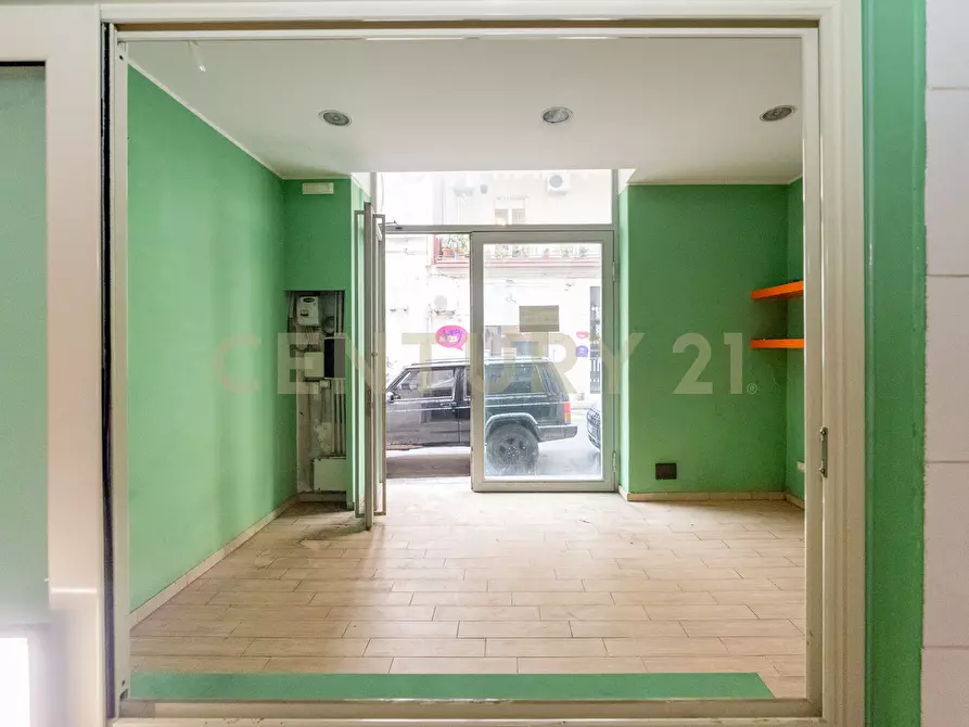 Immagine 12 di Locale commerciale in vendita  in Via Cagliari 51 a Catania