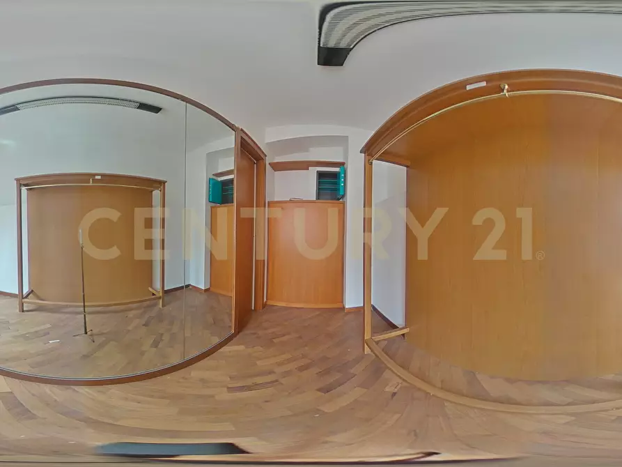 Immagine 127 di Villa in vendita  in Via Ingegnere 130 a Catania