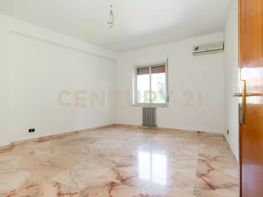 Immagine 9 di Pentalocale in affitto  in Viale Lorenzo Bolano 45 a Catania