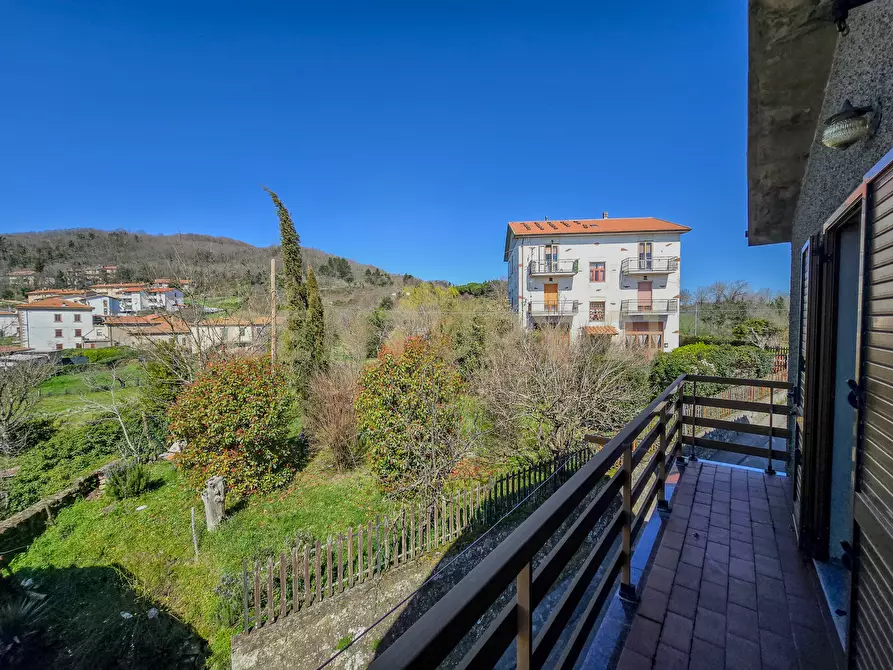 Immagine 13 di Casa bifamiliare in vendita  in Via San Michele a Roccastrada