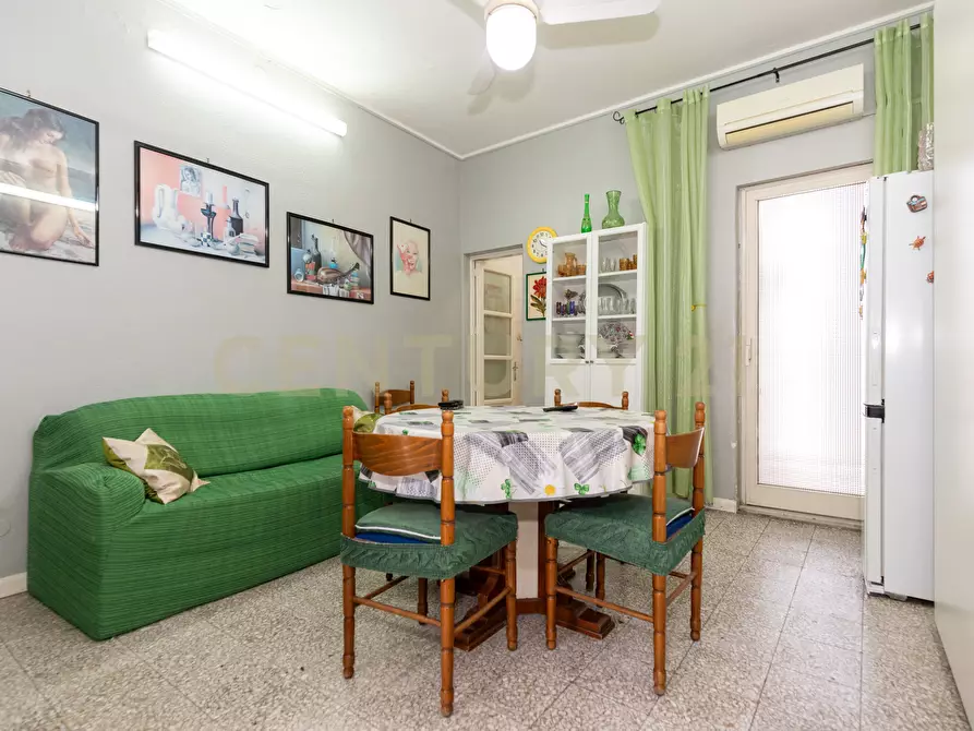 Immagine 44 di Pentalocale in vendita  in Via Mirko 12 a Catania