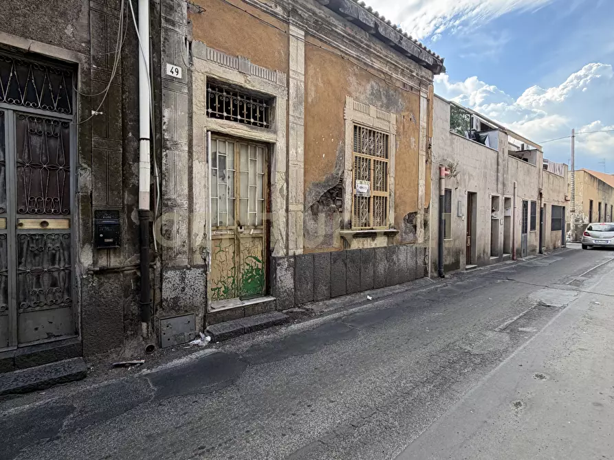Immagine 8 di Rustico / casale in vendita  in Via Carlo Forlanini 49 a Catania