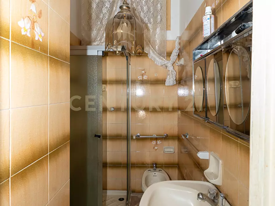 Immagine 42 di Appartamento in vendita  in Via Antonio Zacco 7 a Catania