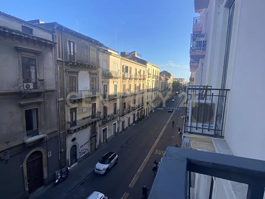 Immagine 10 di Bilocale in affitto  in Via Etnea 299 a Catania