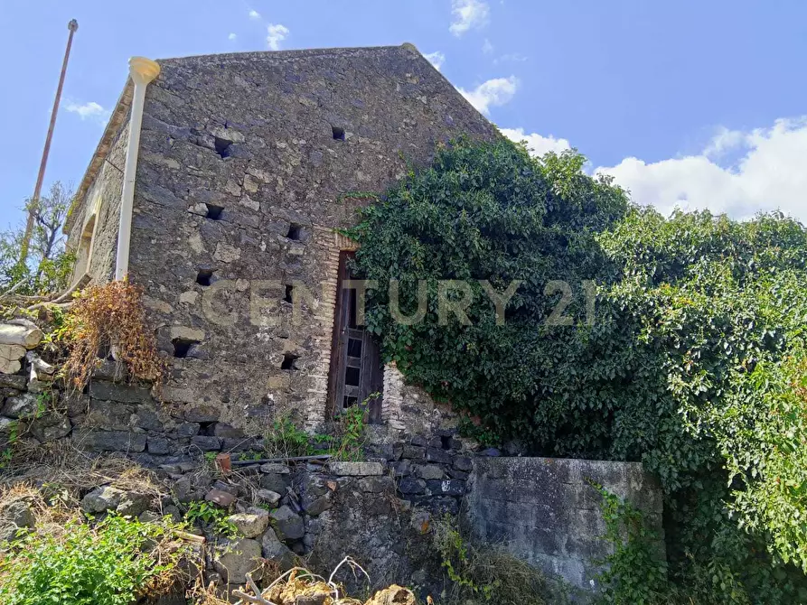 Immagine 14 di Rustico / casale in vendita  in Via Maugeri 12 a Valverde