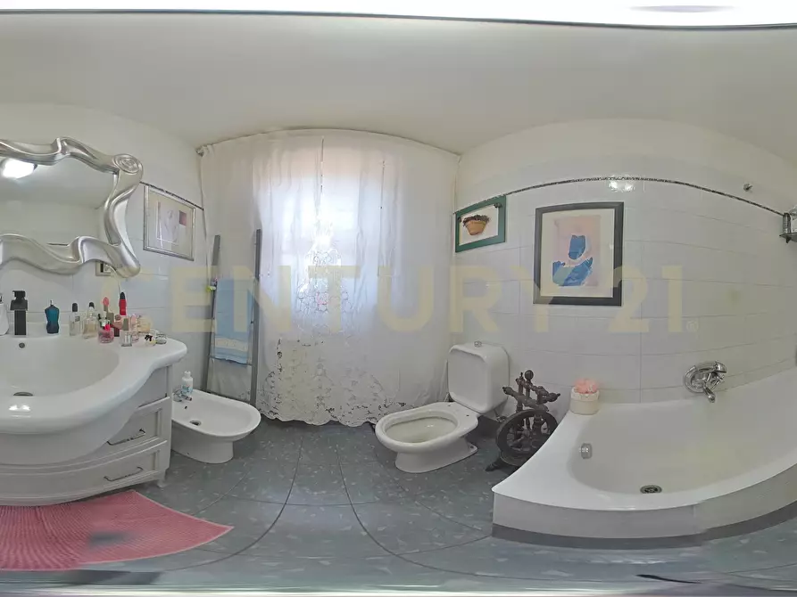 Immagine 36 di Appartamento in vendita  in Via Rua 78 a Aci Catena