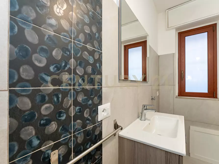 Immagine 17 di Bilocale in affitto  in Via Balatelle 18 a San Giovanni La Punta