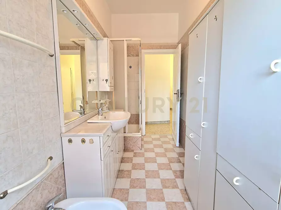 Immagine 13 di Stanza singola in affitto  in Via Gorgona a Roma