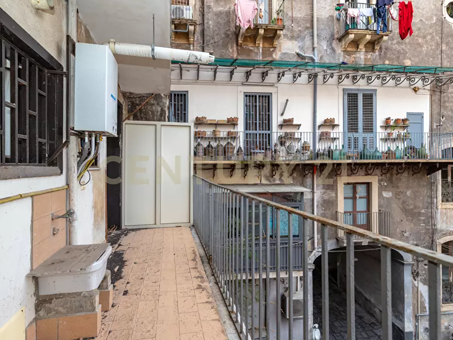 Immagine 37 di Appartamento in vendita  in Via Pacini a Catania