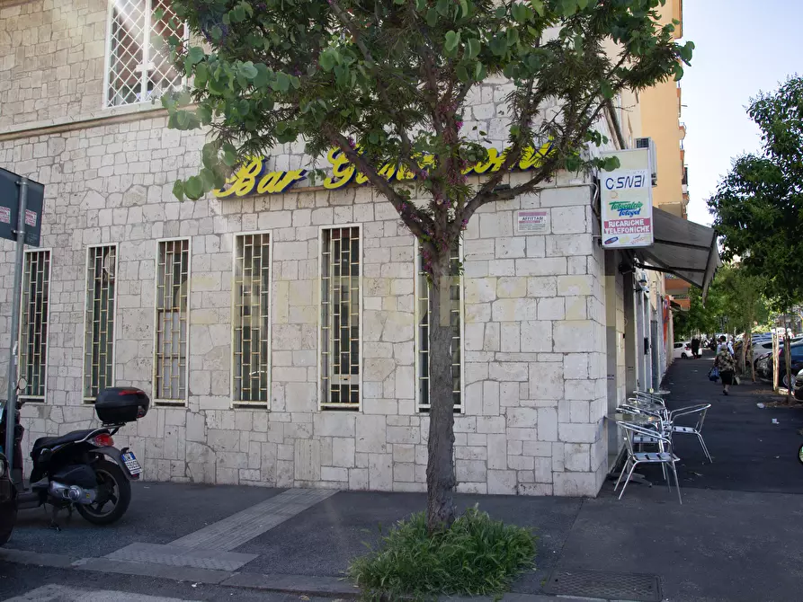 Immagine 17 di Bar / Ristorante in vendita  in Via della Batteria Nomentana 40 a Roma