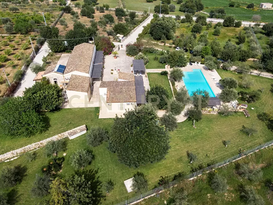 Immagine 43 di Rustico / casale in vendita  a Noto