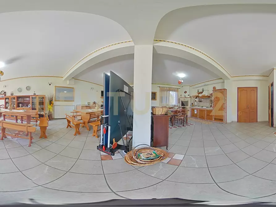 Immagine 59 di Villa in vendita  in Strada Comunale Calderara 5 a Randazzo