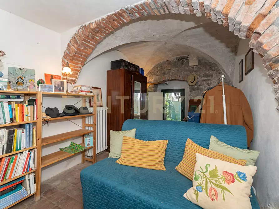 Immagine 9 di Casa indipendente in vendita  in Via Guglielmo Oberdan 15 a Linguaglossa