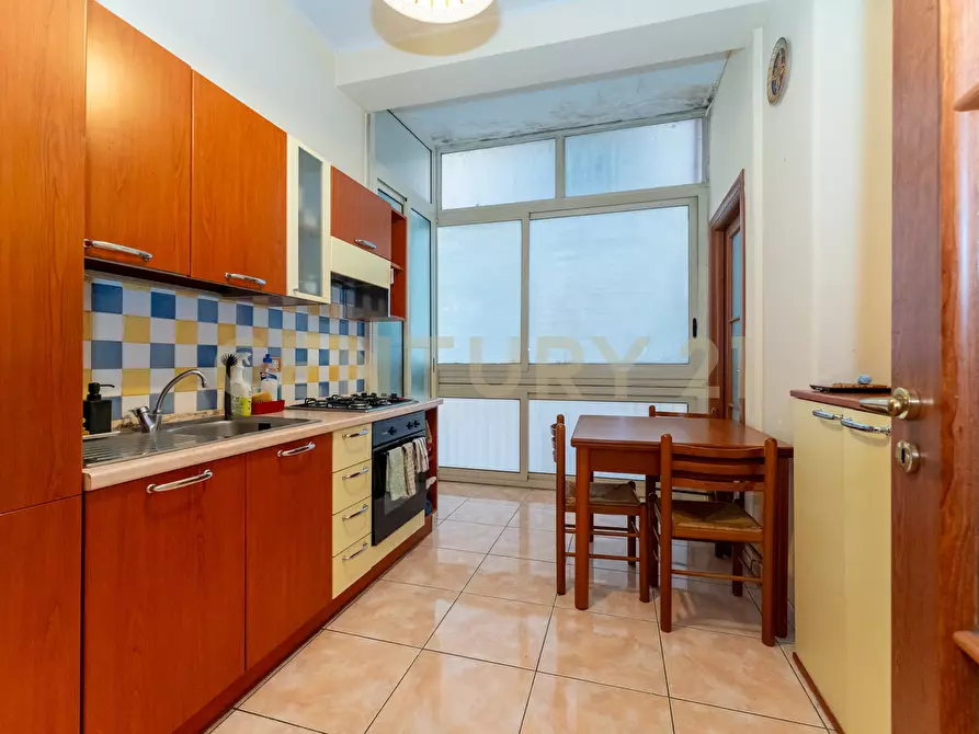 Immagine 44 di Pentalocale in vendita  in Corso delle Province 124 a Catania