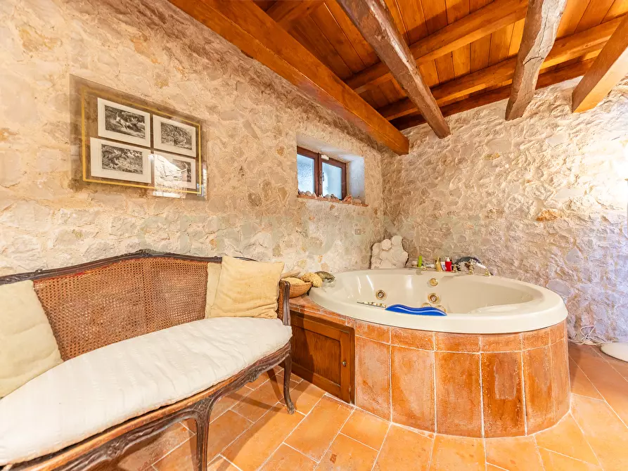 Immagine 58 di Rustico / casale in vendita  in Via Monte Scalambra a Serrone