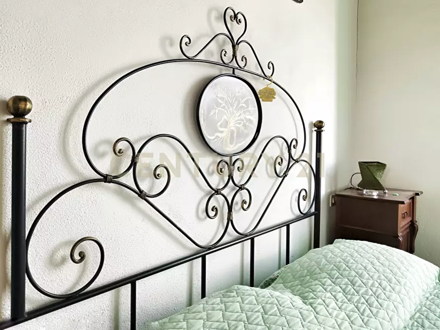 Immagine 20 di Bilocale in vendita  in Via della Penna 16 a Castel Del Piano