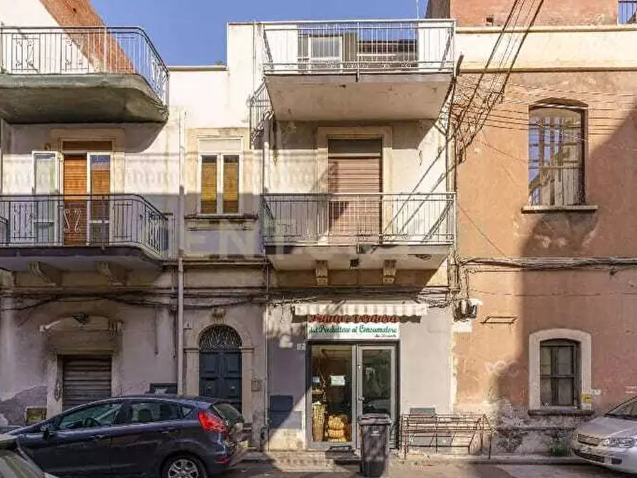 Immagine 13 di Pentalocale in affitto  in Via Francesco Petrarca 4 a Paterno'