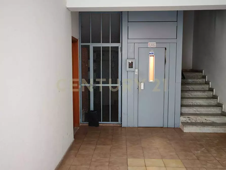 Immagine 37 di Trilocale in vendita  in Via dei Normanni 1 a Sant'alessio Siculo