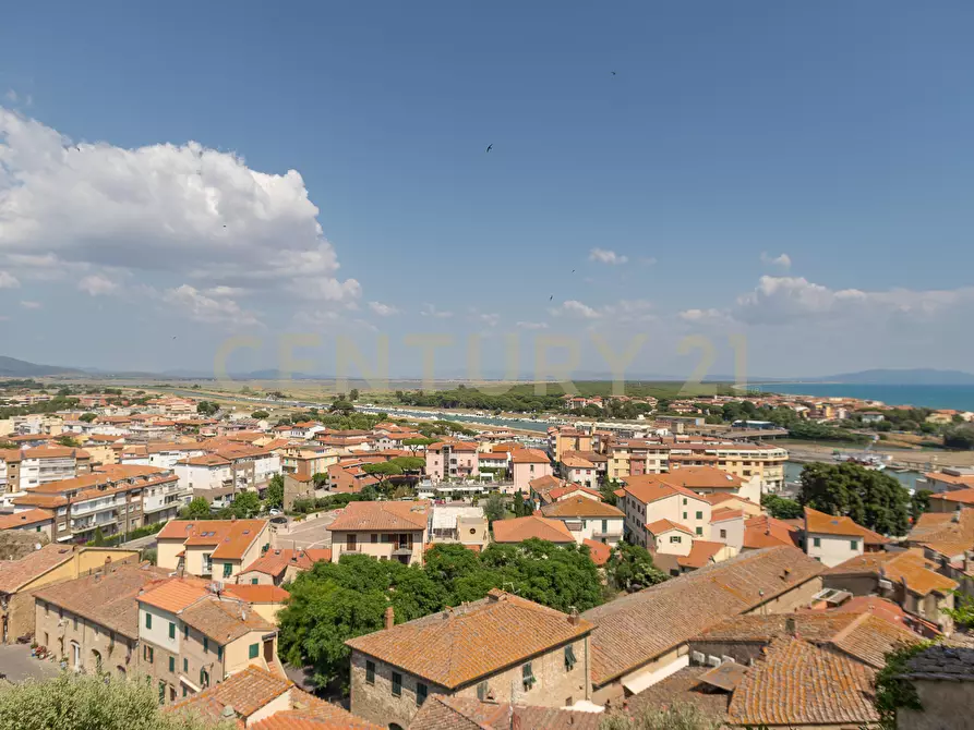 Immagine 26 di Pentalocale in vendita  in Via Amore 13 a Castiglione Della Pescaia