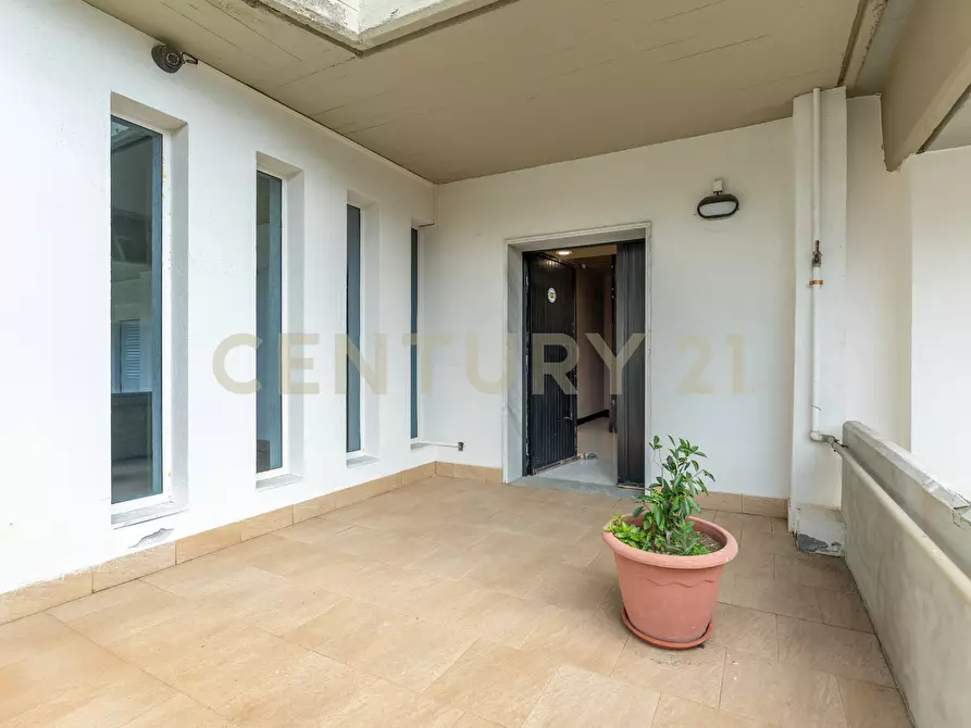 Immagine 75 di Villa in vendita  in Via G. Pezzana 11 a Aci Castello