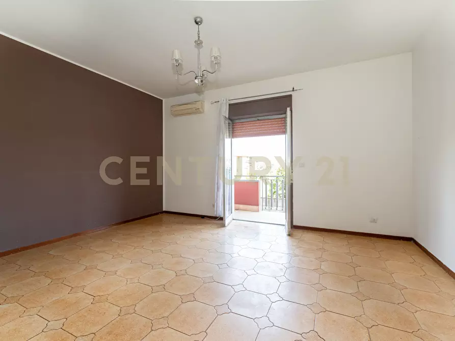 Immagine 17 di Quadrilocale in vendita  in Via Croce 72 a Aci Catena