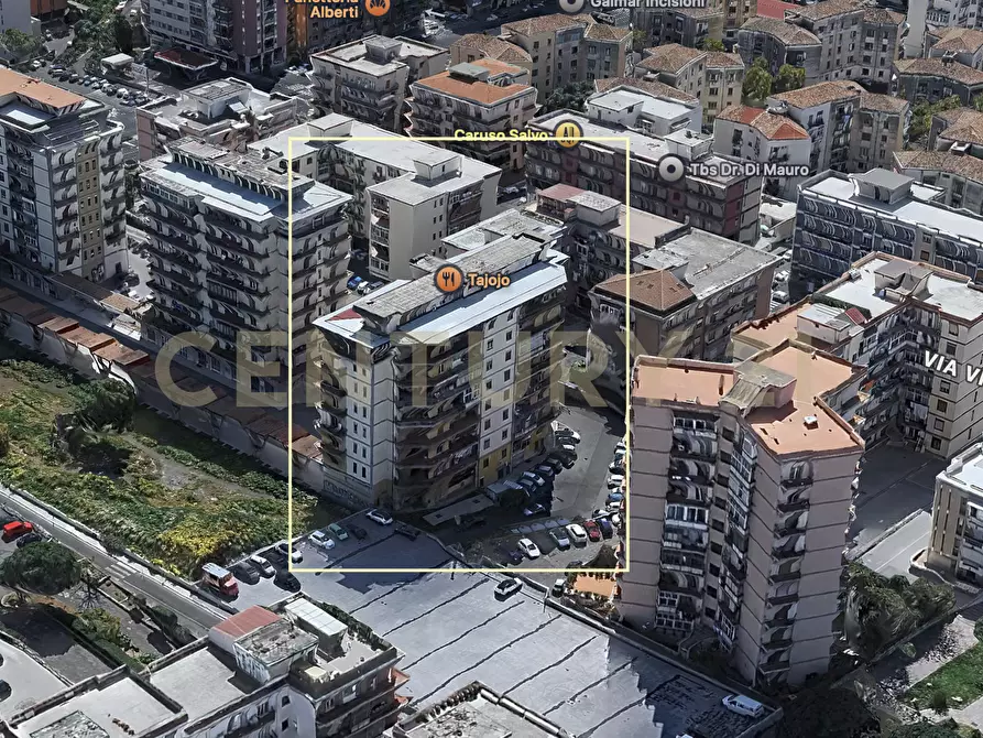 Immagine 42 di Quadrilocale in vendita  in Via Vincenzo Giuffrida 203 a Catania