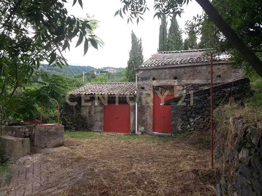 Immagine 27 di Casa bifamiliare in vendita  in Via del Santuario 26 a Giarre