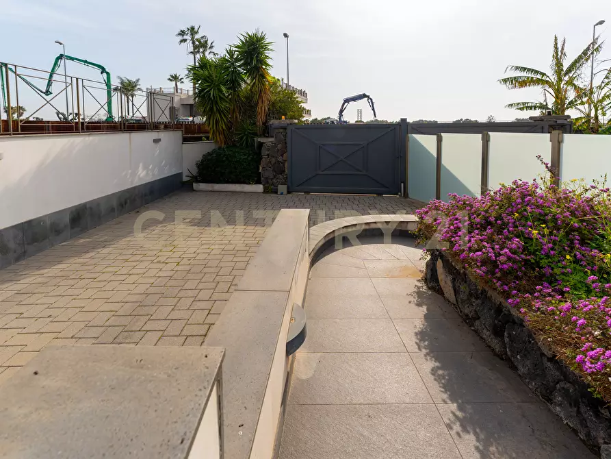 Immagine 11 di Casa indipendente in vendita  in Via dei Maceratoi 5 a Acireale