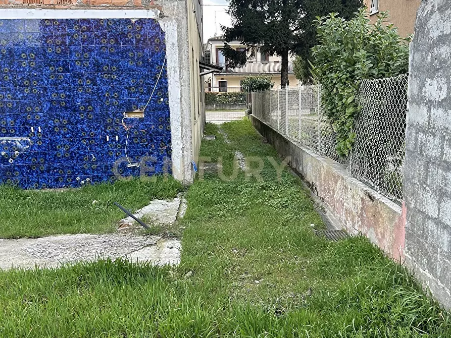 Immagine 9 di Palazzo in vendita  in Via Roma 85 a Isola Della Scala