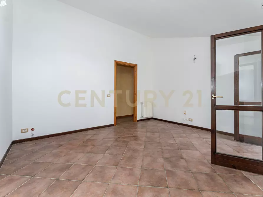 Immagine 18 di Quadrilocale in vendita  in Via Macello 86 a San Giovanni La Punta