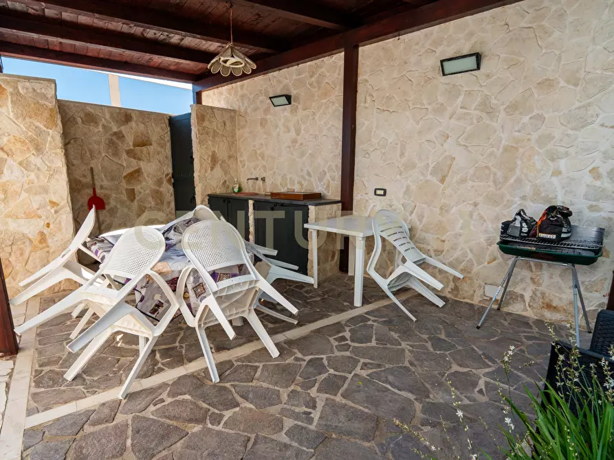 Immagine 18 di Villa in vendita  in SP67 51 a Pozzallo