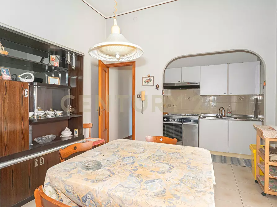 Immagine 43 di Pentalocale in vendita  in Via Santa Maria della Stella 20 a Catania