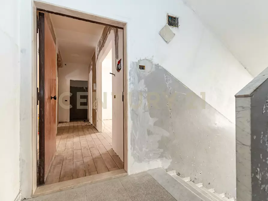 Immagine 8 di Quadrilocale in vendita  in Via dell'Adamello 17 a Catania