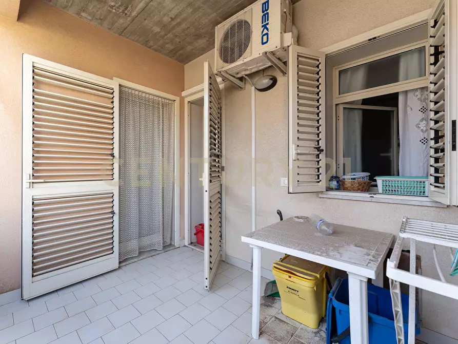 Immagine 21 di Pentalocale in vendita  in Via Nino Martoglio 13 a Valverde