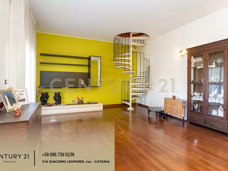 Immagine 10 di Casa indipendente in vendita  in Via G. Grassi 18 a Trecastagni