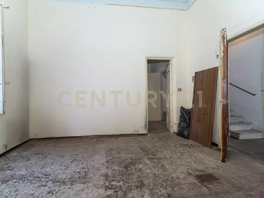 Immagine 40 di Pentalocale in vendita  in Via del Santuario 56 a Valverde