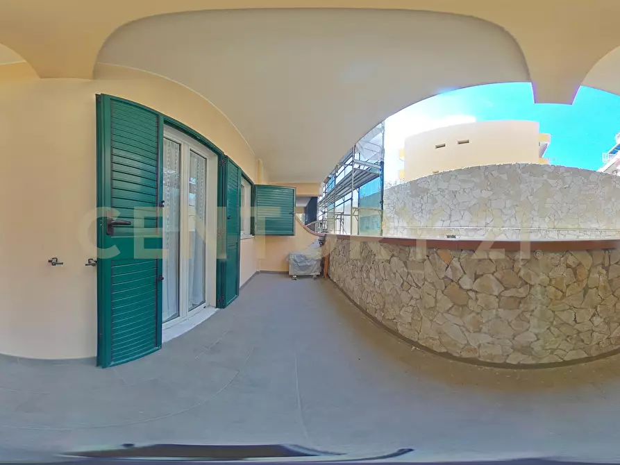 Immagine 50 di Bilocale in vendita  in Via Lungomare 2 a Sant'alessio Siculo