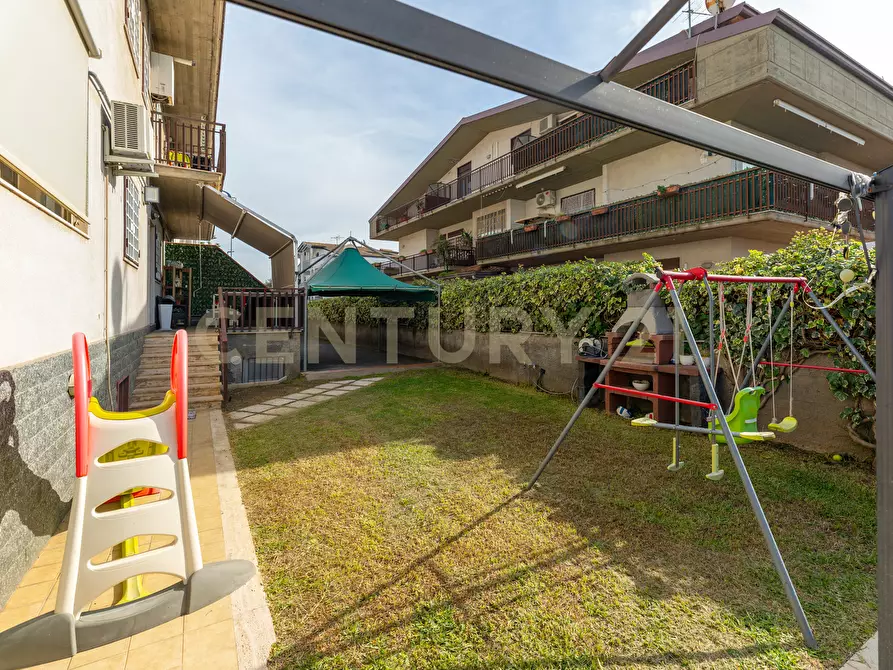 Immagine 1 di Casa semindipendente in vendita  in Via A. di Sangiuliano 42 a Sant'agata Li Battiati