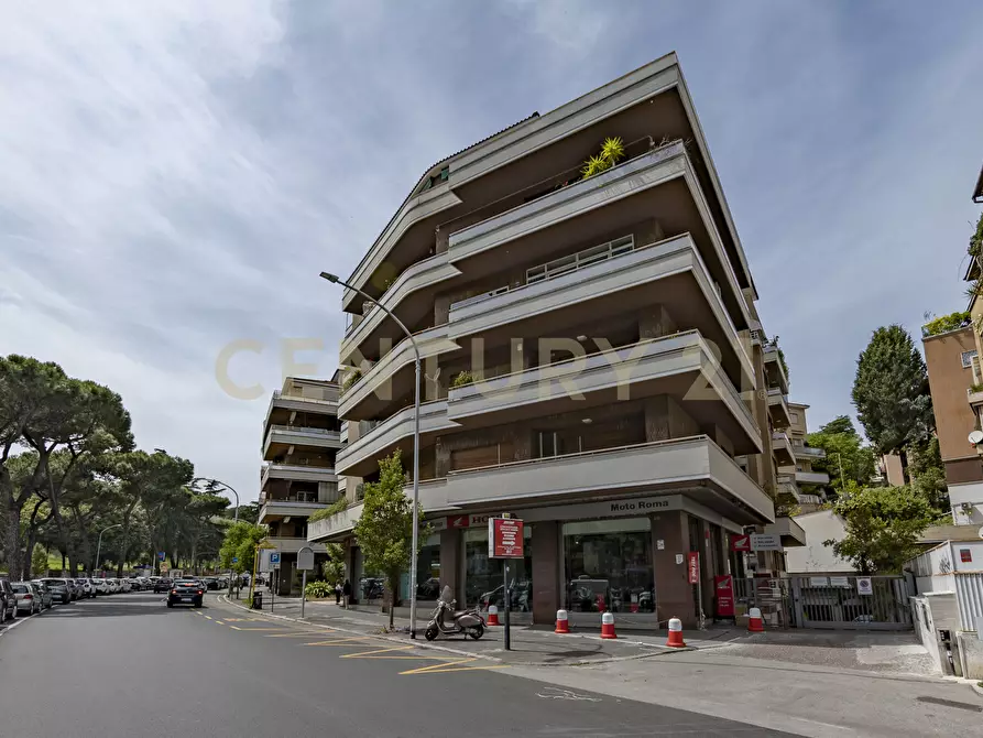 Immagine 52 di Quadrilocale in vendita  in Via Gregorio VII 382 a Roma