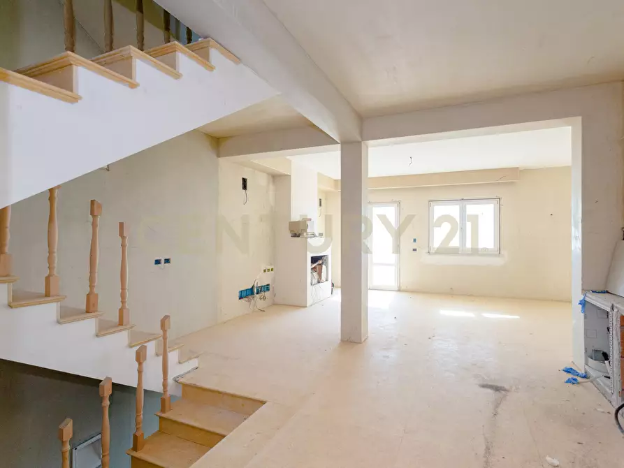 Immagine 2 di Villa in vendita  in Via Casalrosato 19 a Valverde